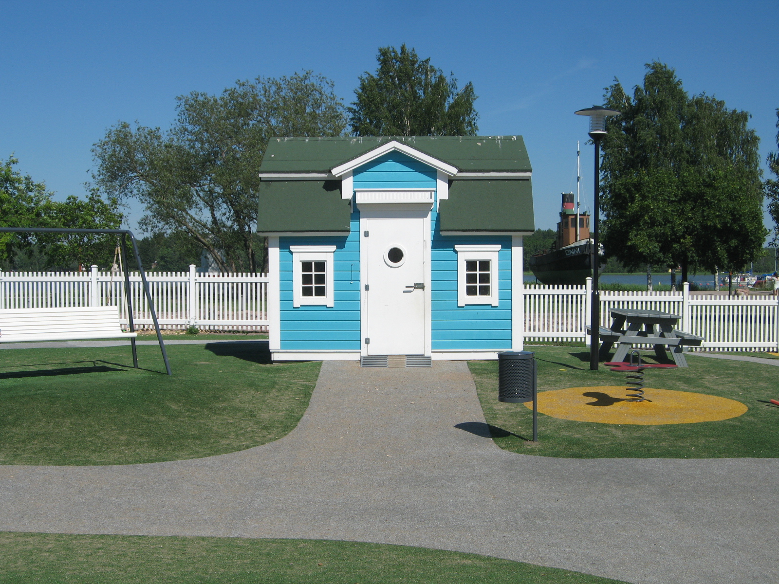 Onnelin and Annelin playhouse at the Waterfront Play Area